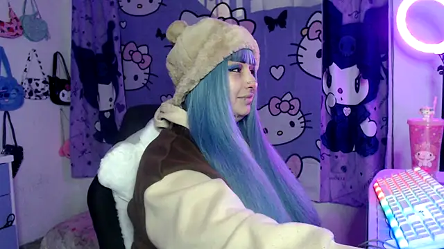 lussyevans24 online show from October 12, 2025, 4:55 am