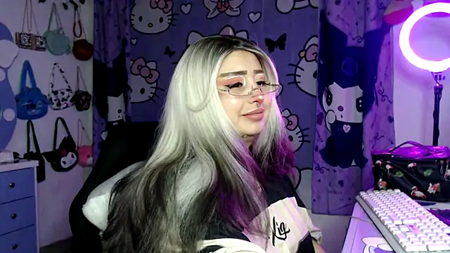 lussyevans24 online show from February 26, 2026, 3:16 am