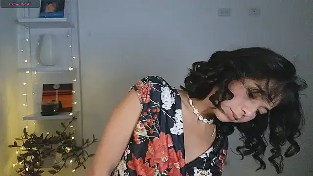 Snapshot of lissi_S chatting on December 12, 2024, 2:59 am lissi S online show from December 12, 2024, 2:59 am