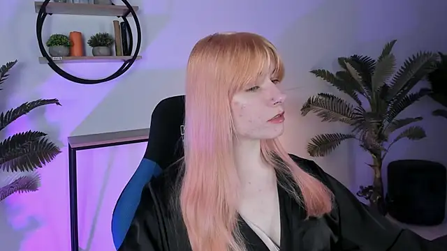 LexiWenford online show from March 3, 2025, 9:00 am