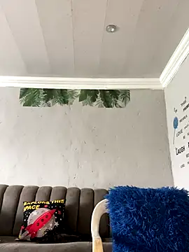 DiamondGoddes online show from November 28, 2025, 9:34 am