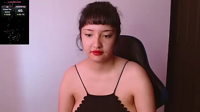 Snapshot of alexaa08 chatting on April 4, 2026, 2:14 pm alexaa08 online show from April 4, 2026, 2:14 pm