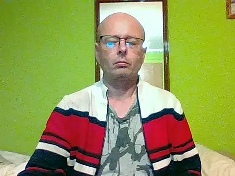 Snapshot of Tiger202441 chatting on October 8, 2025, 10:29 pm Tiger202441 online show from October 8, 2025, 10:29 pm