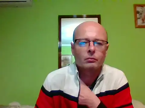 Snapshot of Tiger202441 chatting on October 10, 2025, 8:19 pm Tiger202441 online show from October 10, 2025, 8:19 pm