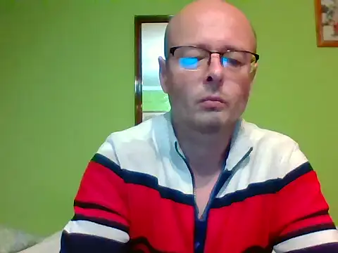 Snapshot of Tiger202441 chatting on October 19, 2025, 4:18 pm Tiger202441 online show from October 19, 2025, 4:18 pm