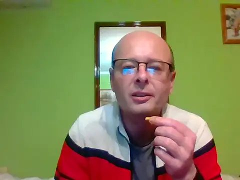 Snapshot of Tiger202441 chatting on November 17, 2025, 9:20 pm Tiger202441 online show from November 17, 2025, 9:20 pm