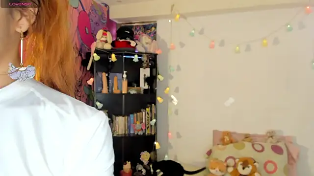 Snapshot of kittyzenn chatting on October 13, 2025, 7:14 pm kittyzenn online show from October 13, 2025, 7:14 pm
