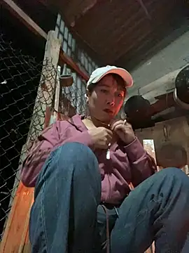 Snapshot of Linaannn chatting on March 20, 2025, 12:53 pm Linaannn online show from March 20, 2025, 12:53 pm