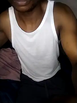Snapshot of Convertiblechulo chatting on April 2, 2026, 9:34 pm Convertiblechulo online show from April 2, 2026, 9:34 pm