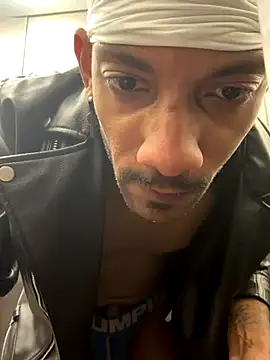 esteraulxxx online show from October 5, 2025, 4:44 am