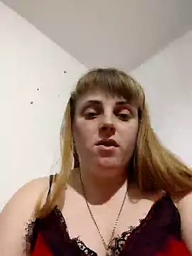 Snapshot of CoddessCrystal chatting on February 11, 2025, 7:27 pm CoddessCrystal online show from February 11, 2025, 7:27 pm