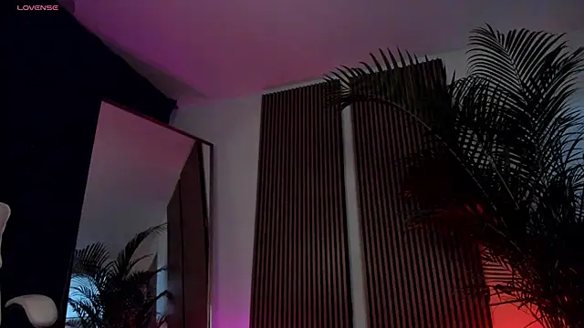 rouss ari online show from September 14, 2025, 2:44 am