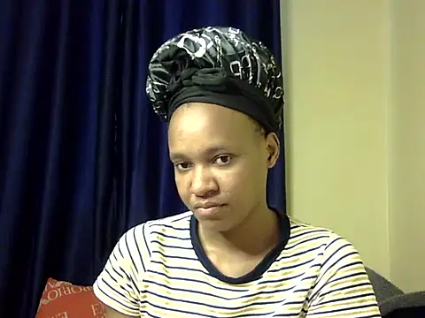 Jay Vee online show from November 4, 2025, 9:30 am