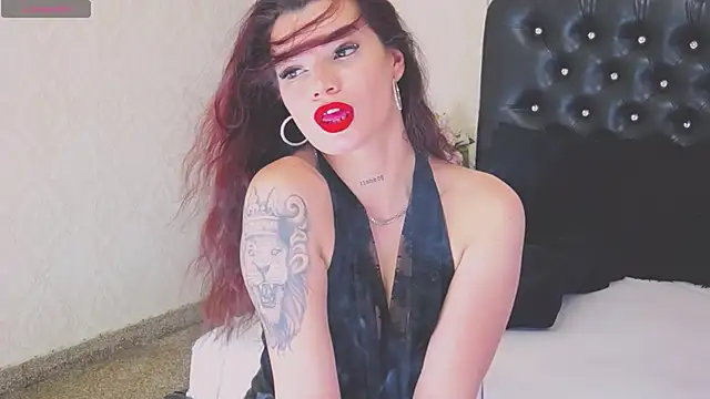 Allisonn223 online show from April 16, 2026, 1:12 pm