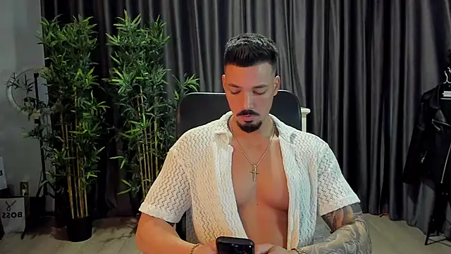 HaydenSpearss online show from February 1, 2025, 8:08 am