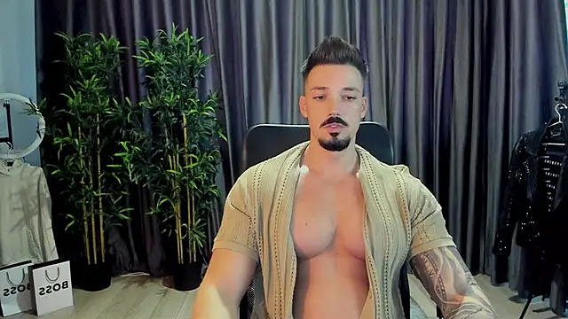 HaydenSpearss online show from November 1, 2025, 7:43 am