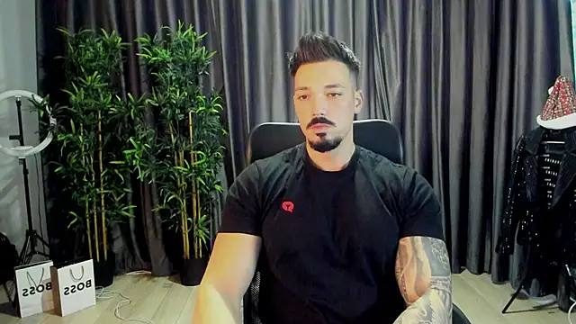 HaydenSpearss online show from November 18, 2025, 8:30 am