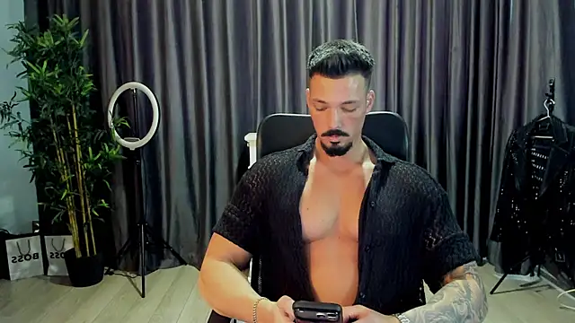 Snapshot of HaydenSpearss chatting on March 25, 2026, 2:01 pm HaydenSpearss online show from March 25, 2026, 2:01 pm