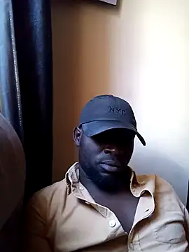 Snapshot of ClinDi chatting on March 7, 2025, 12:01 pm ClinDi online show from March 7, 2025, 12:01 pm