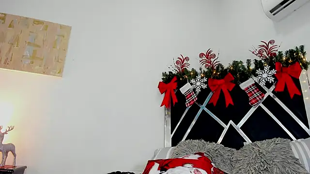 anahidolls online show from December 1, 2024, 4:29 pm