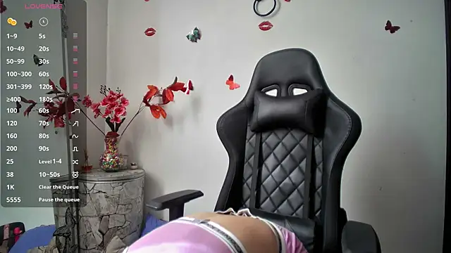 avatomas 02 online show from January 12, 2025, 8:03 pm