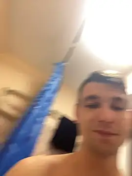 Snapshot of shufflercat chatting on November 28, 2025, 10:56 pm shufflercat online show from November 28, 2025, 10:56 pm