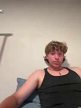 Snapshot of Daddymaddy077 chatting on April 27, 2026, 1:58 am Daddymaddy077 online show from April 27, 2026, 1:58 am