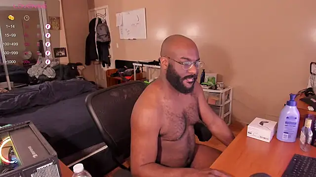 Snapshot of MrChuckDailyXXX chatting on February 17, 2025, 5:36 am MrChuckDailyXXX online show from February 17, 2025, 5:36 am