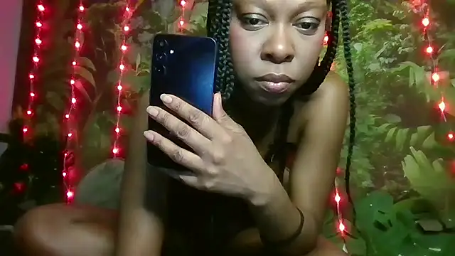 Snapshot of C0ffeecoolatte chatting on July 1, 2026, 12:51 pm C0ffeecoolatte online show from July 1, 2026, 12:51 pm