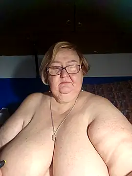 Snapshot of Awn290668 chatting on September 20, 2025, 5:36 pm Awn290668 online show from September 20, 2025, 5:36 pm