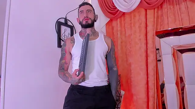 dilan scootk  online show from March 18, 2026, 7:28 pm