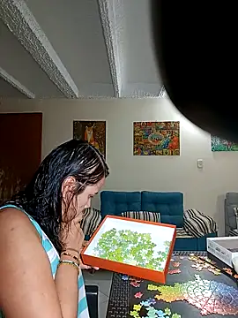 Snapshot of carlajames_ chatting on March 12, 2025, 2:30 am carlajames online show from March 12, 2025, 2:30 am