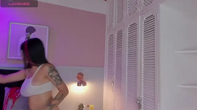 naoko kirino online show from January 5, 2025, 4:48 pm