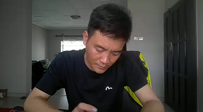 Snapshot of kisstoyousoon2024 chatting on January 2, 2025, 1:51 pm kisstoyousoon2024 online show from January 2, 2025, 1:51 pm