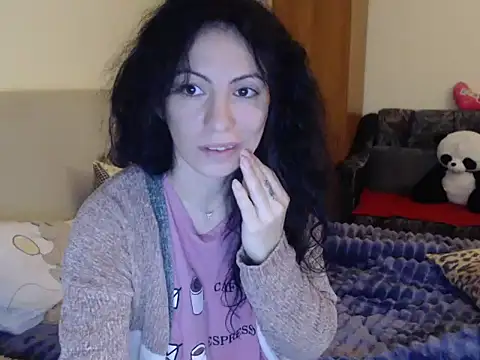 Snapshot of Emmatoo chatting on February 5, 2026, 5:12 am Emmatoo online show from February 5, 2026, 5:12 am