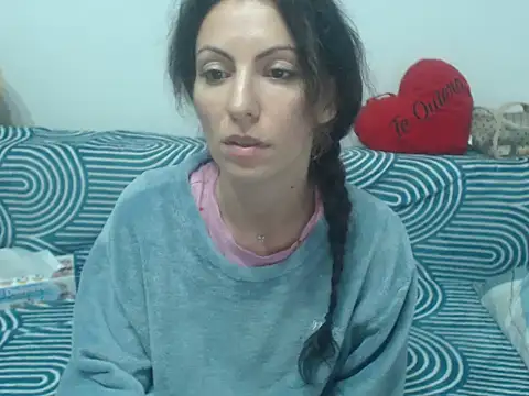Emmatoo online show from May 15, 2026, 11:23 pm