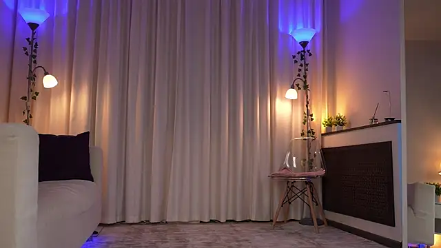 Amely Young online show from May 14, 2026, 1:12 am