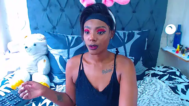 Snapshot of SAVAGExBOO chatting on January 1, 2025, 11:27 am SAVAGExBOO online show from January 1, 2025, 11:27 am