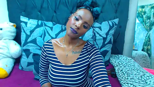Snapshot of SAVAGExBOO chatting on January 17, 2025, 3:55 am SAVAGExBOO online show from January 17, 2025, 3:55 am