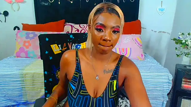 Snapshot of SAVAGExBOO chatting on September 10, 2025, 9:48 pm SAVAGExBOO online show from September 10, 2025, 9:48 pm