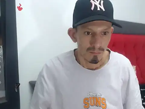 Snapshot of trebollhht chatting on December 20, 2024, 10:22 pm trebollhht online show from December 20, 2024, 10:22 pm