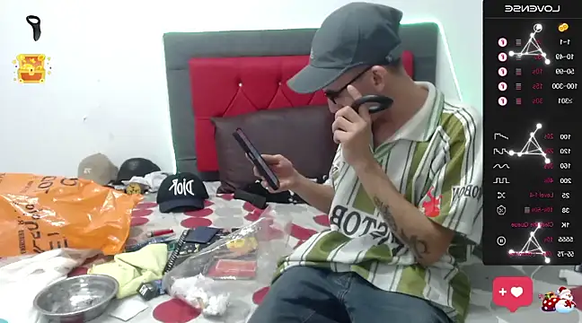 Snapshot of trebollhht chatting on January 3, 2025, 8:10 am trebollhht online show from January 3, 2025, 8:10 am