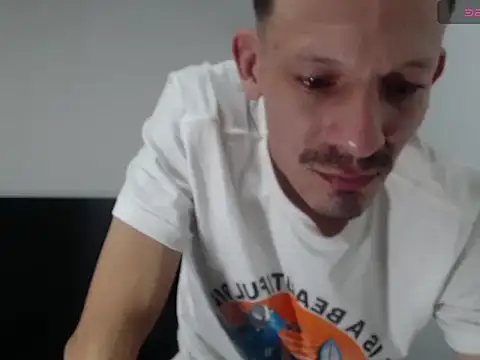 Snapshot of trebollhht chatting on January 11, 2025, 8:22 am trebollhht online show from January 11, 2025, 8:22 am