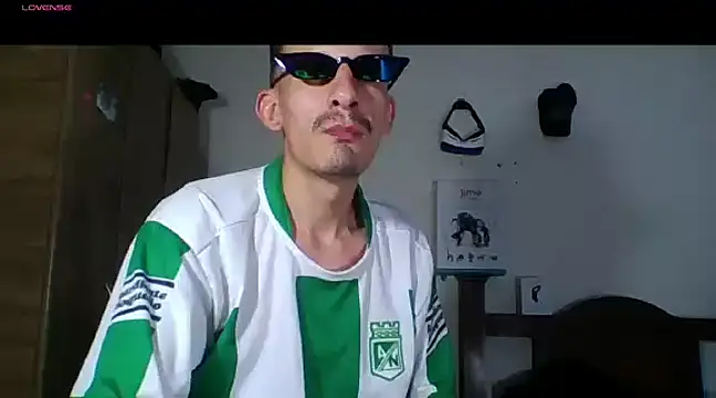 Snapshot of trebollhht chatting on February 2, 2025, 6:31 pm trebollhht online show from February 2, 2025, 6:31 pm