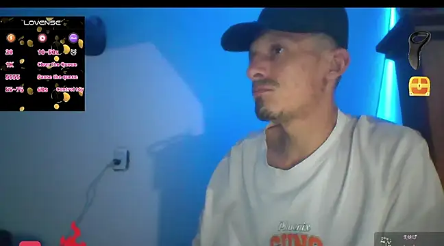 Snapshot of trebollhht chatting on February 24, 2025, 10:03 pm trebollhht online show from February 24, 2025, 10:03 pm