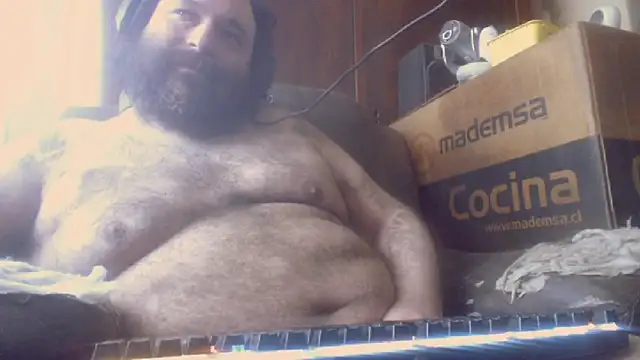 Snapshot of hairyhulk chatting on October 27, 2025, 5:39 pm hairyhulk online show from October 27, 2025, 5:39 pm