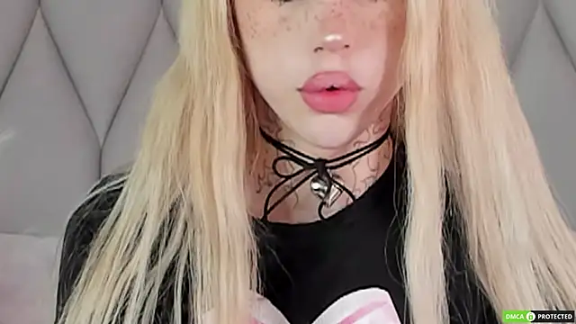 Joy Barker online show from October 8, 2025, 1:42 pm