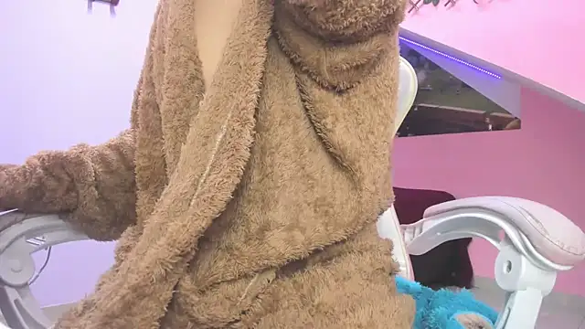 Snapshot of meribeth303av chatting on December 10, 2024, 2:16 am meribeth303av online show from December 10, 2024, 2:16 am