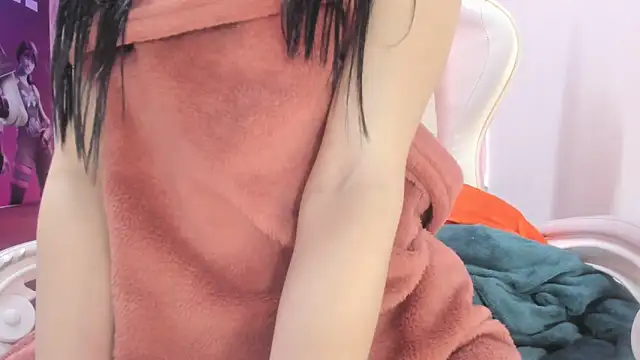 Snapshot of meribeth303av chatting on February 15, 2025, 11:17 am meribeth303av online show from February 15, 2025, 11:17 am