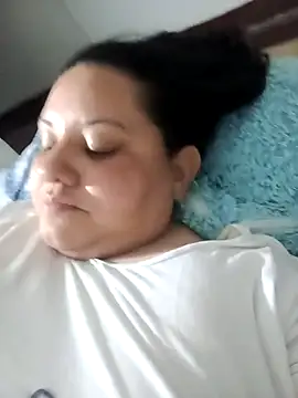 tetasgrandes karol online show from December 16, 2025, 5:45 am